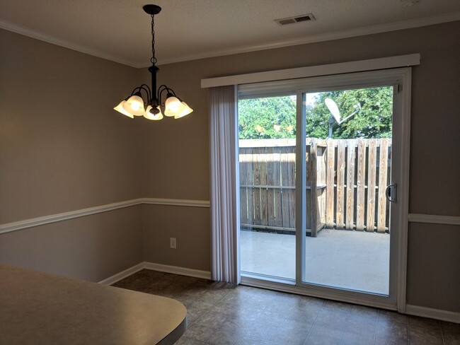 Building Photo - 3821 E Vancroft Cir
