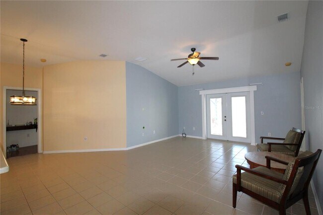 Building Photo - 30754 Midtown Ct