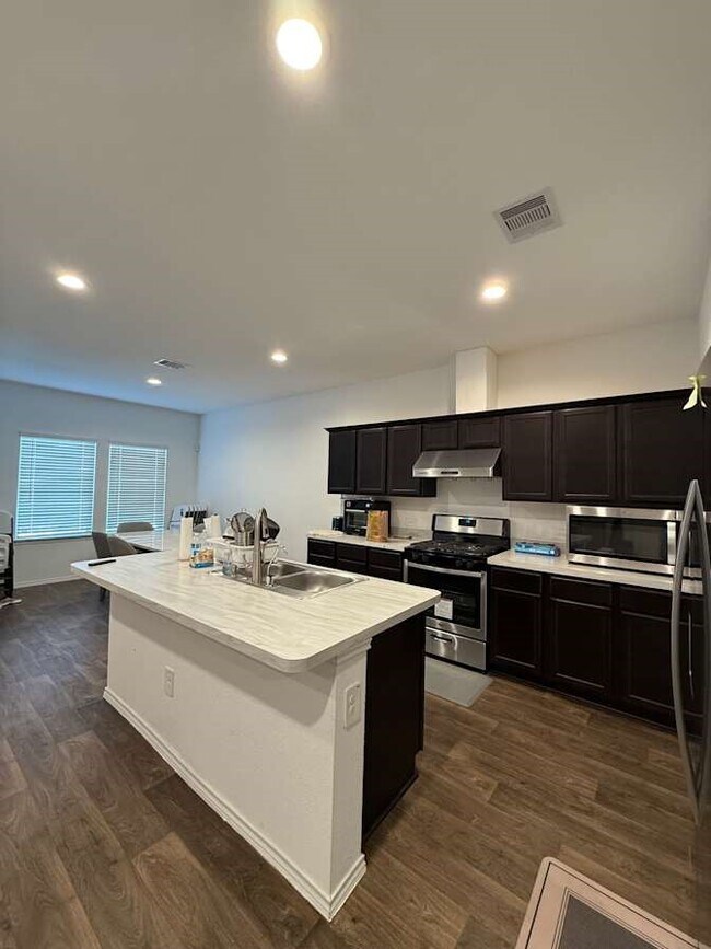 Building Photo - 21202 Frosted Fern Ln