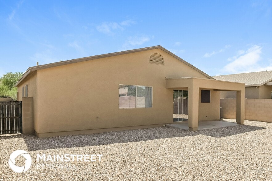 Building Photo - 6244 S High Hope Ln