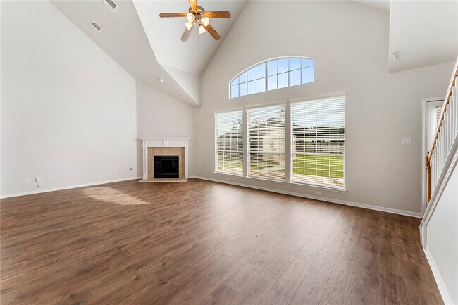 Building Photo - 21915 Sunvolt Ct