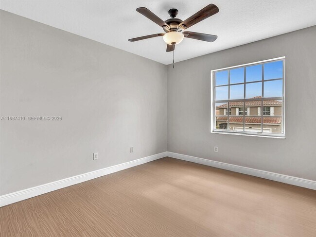 Building Photo - 1498 SW 106th Ave