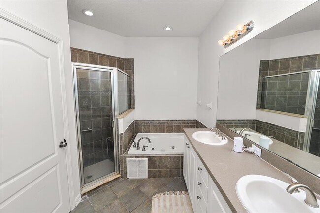 Building Photo - 11435 Cambray Creek Loop