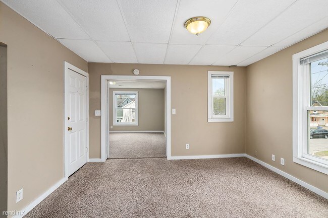 Building Photo - 2 br, 1 bath Apartment - 1002 Jackson St NW