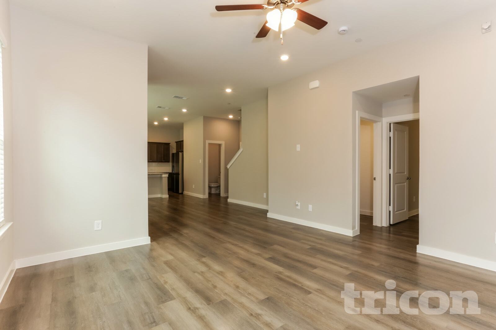Building Photo - 1009 Fallgate Dr