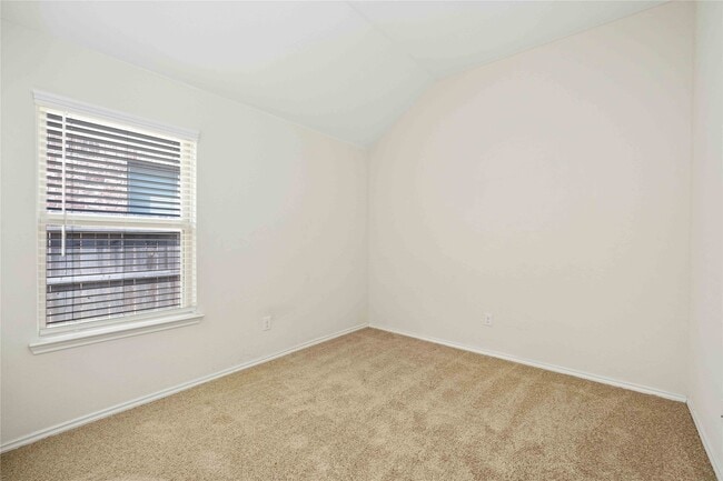 Building Photo - 26038 Quiet Field Ct