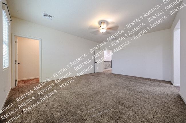 Building Photo - 10428 E Nopal Ave