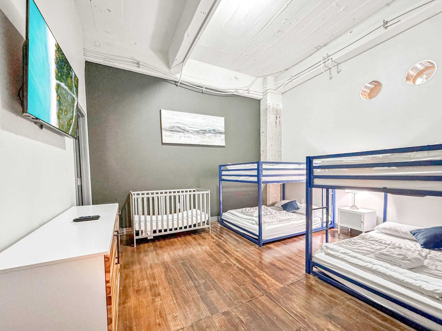 Building Photo - 408s S Ervay St