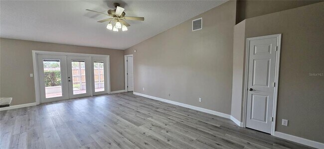 Building Photo - 11143 Bramblebrush St