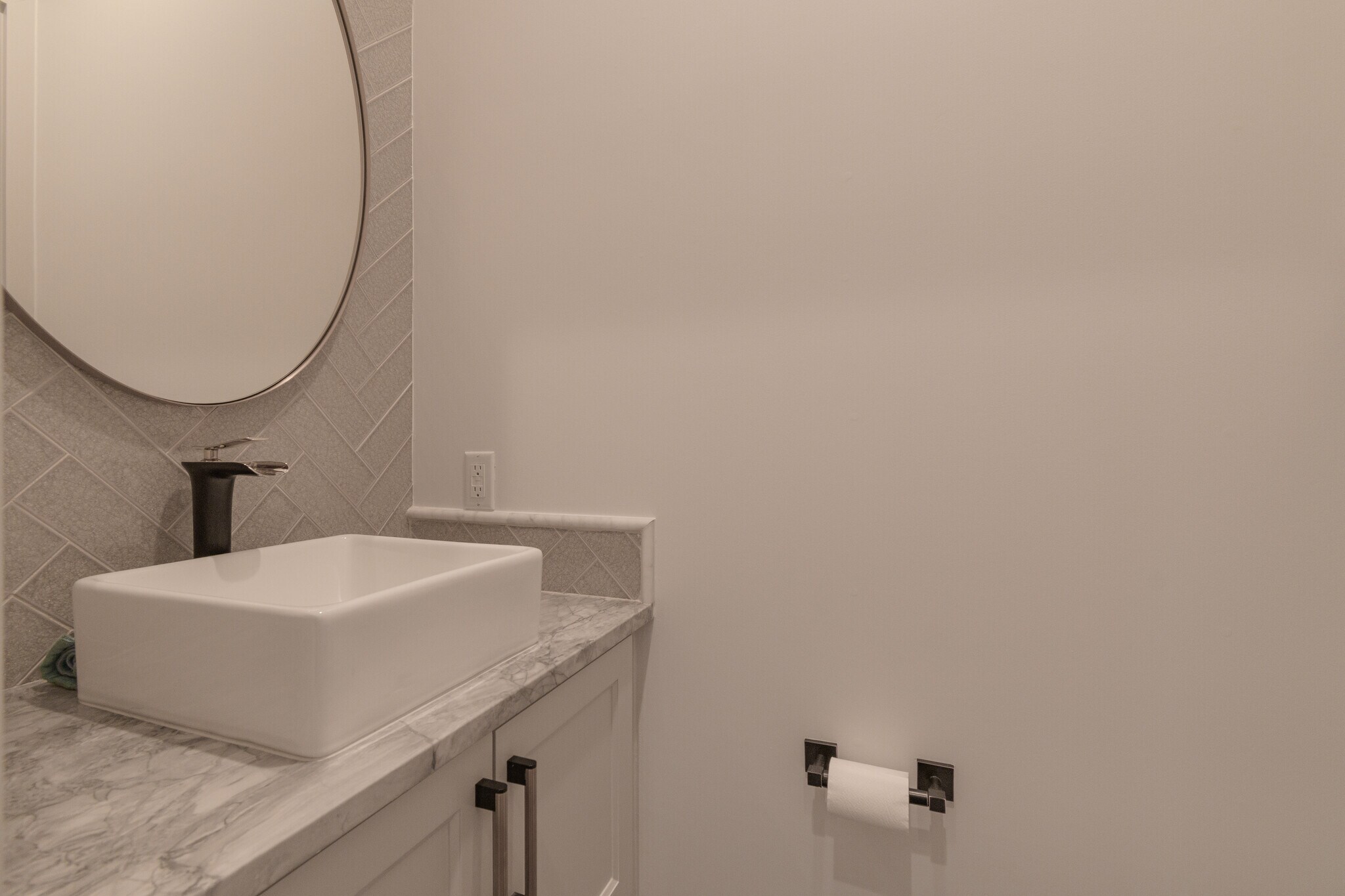 Building Photo - 21404 Lonesome Ct