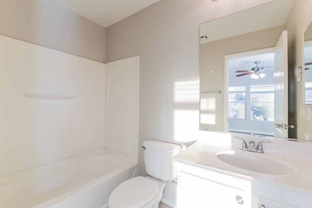 Building Photo - 1082 Paradise Coach Dr