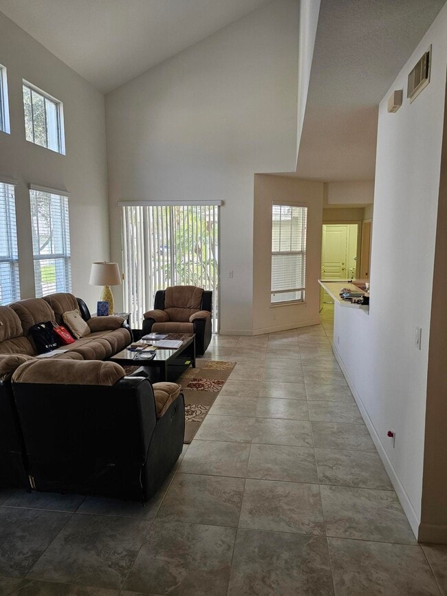 Building Photo - 10451 SW Academic Way