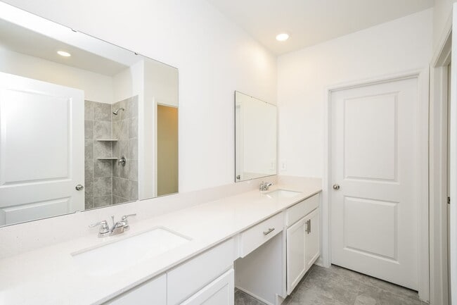 Building Photo - 1792 Foreman Rd