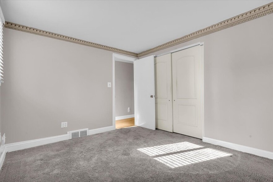 Building Photo - 4158 Cherrywood Dr
