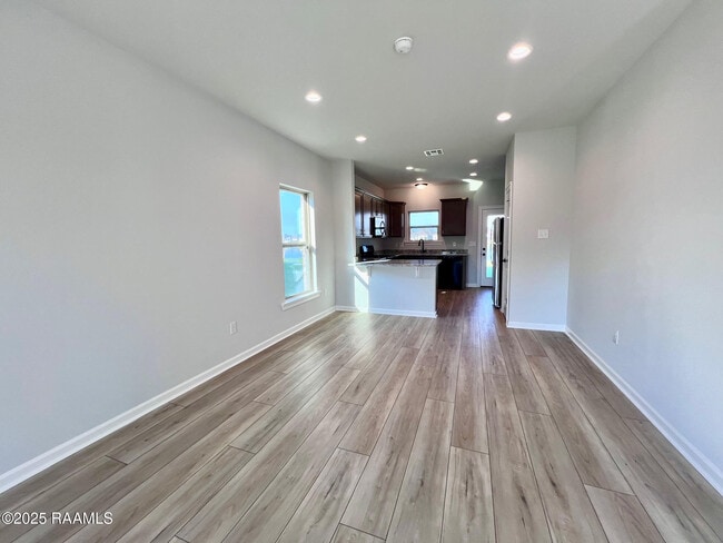 Building Photo - 131 Brattle Ct