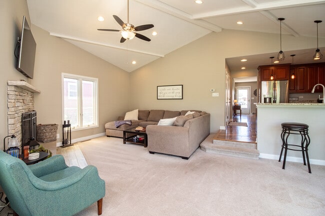 Building Photo - 597 Nash Rd