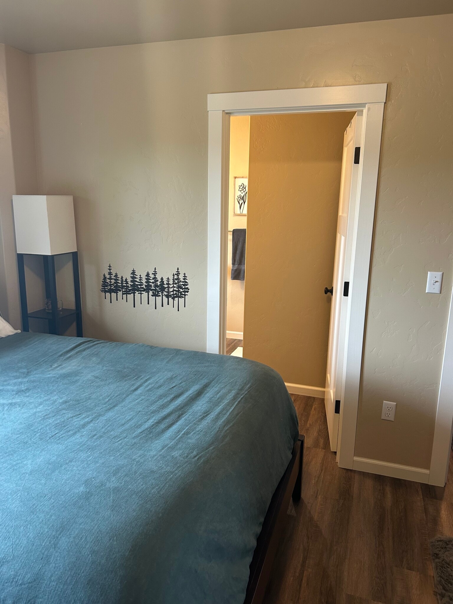 Building Photo - 304 Ponderosa Ct