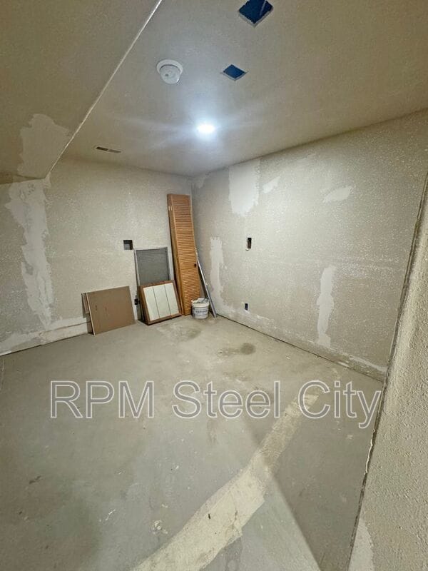 Building Photo - 1456 Gem Dr