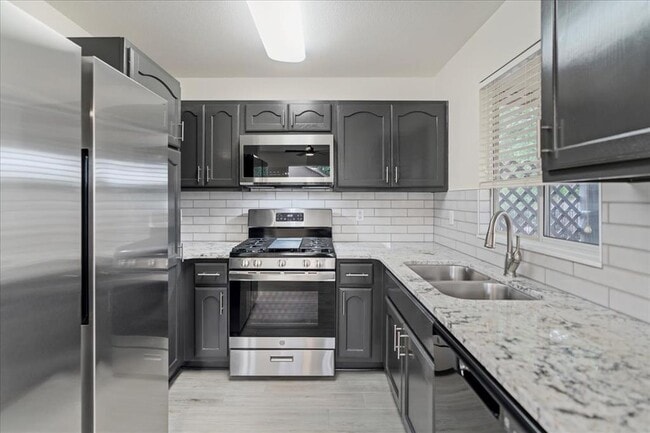 Building Photo - 104 Whitewing Way