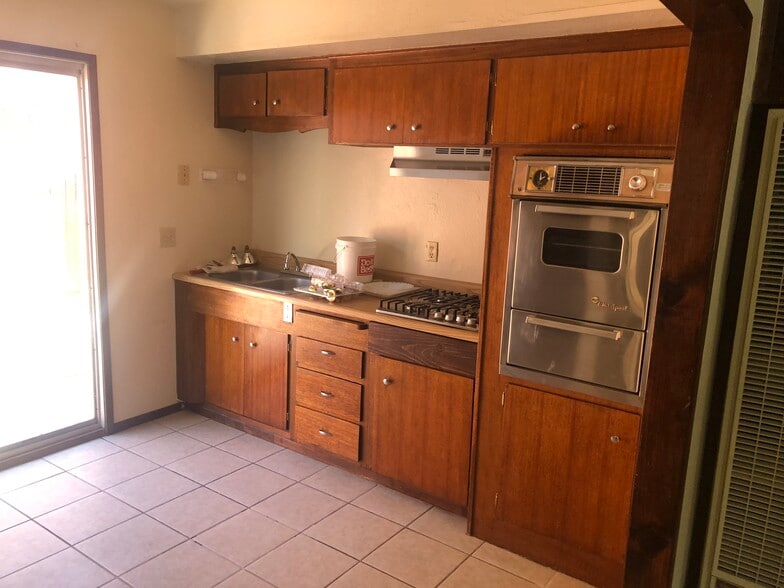 Building Photo - 23742 Pioneer Camp Rd