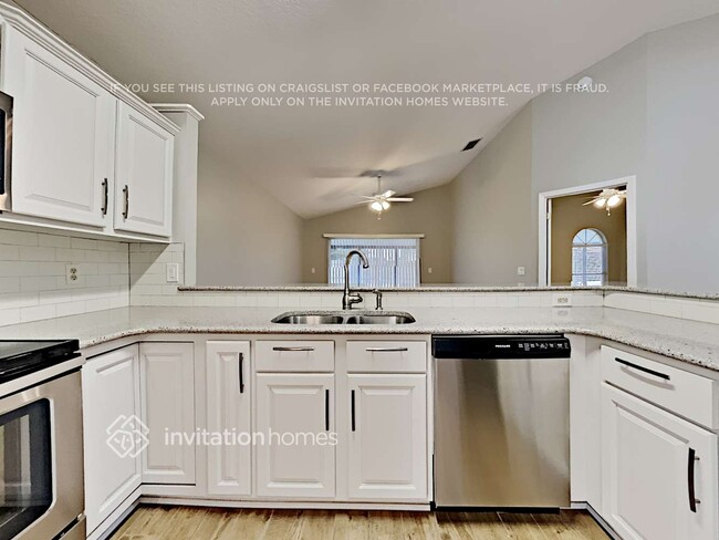 Building Photo - 2108 Crosshair Cir