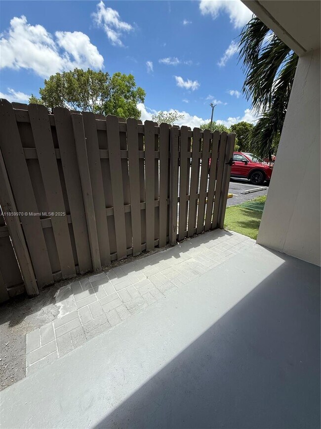Building Photo - 8002 SW 149th Ave