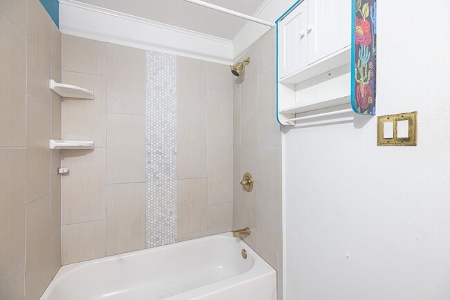 Building Photo - 11738 Greencanyon Dr