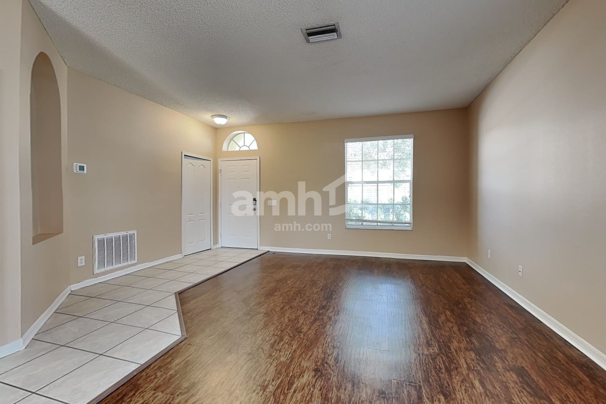Building Photo - 443 Sand Ridge Dr
