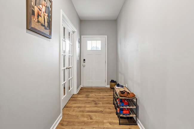 Building Photo - 68 Black Crk Dr