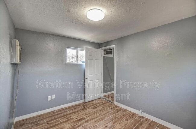 Building Photo - 15620 N Greasewood St