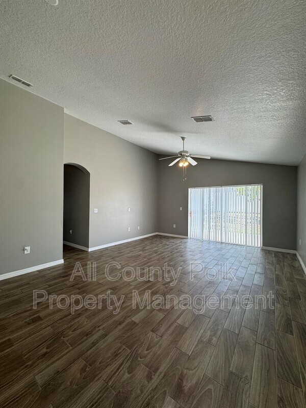 Building Photo - 166 Winchester Ln