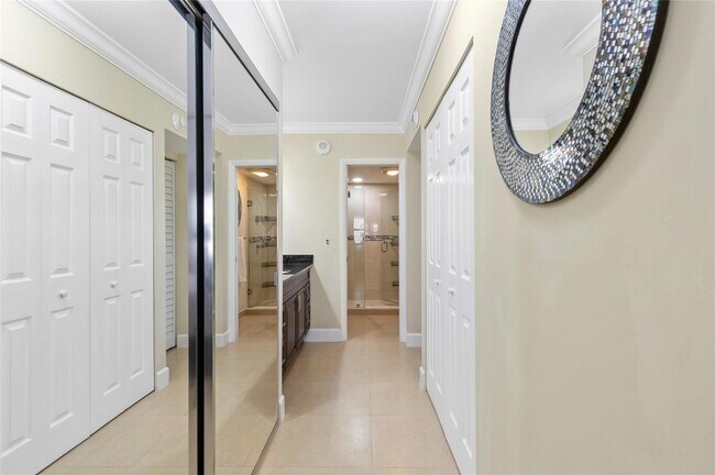 Building Photo - 5000 N Ocean Blvd