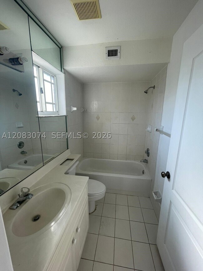 Building Photo - 17346 NW 74th Ave