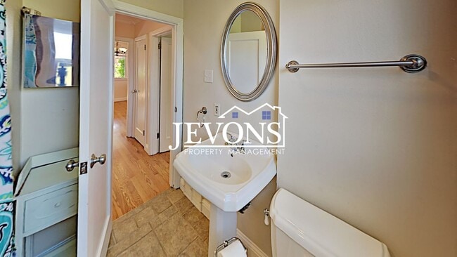 Building Photo - Beautiful two-story home in a walkable area near dining, shopping, entertainment and schools!