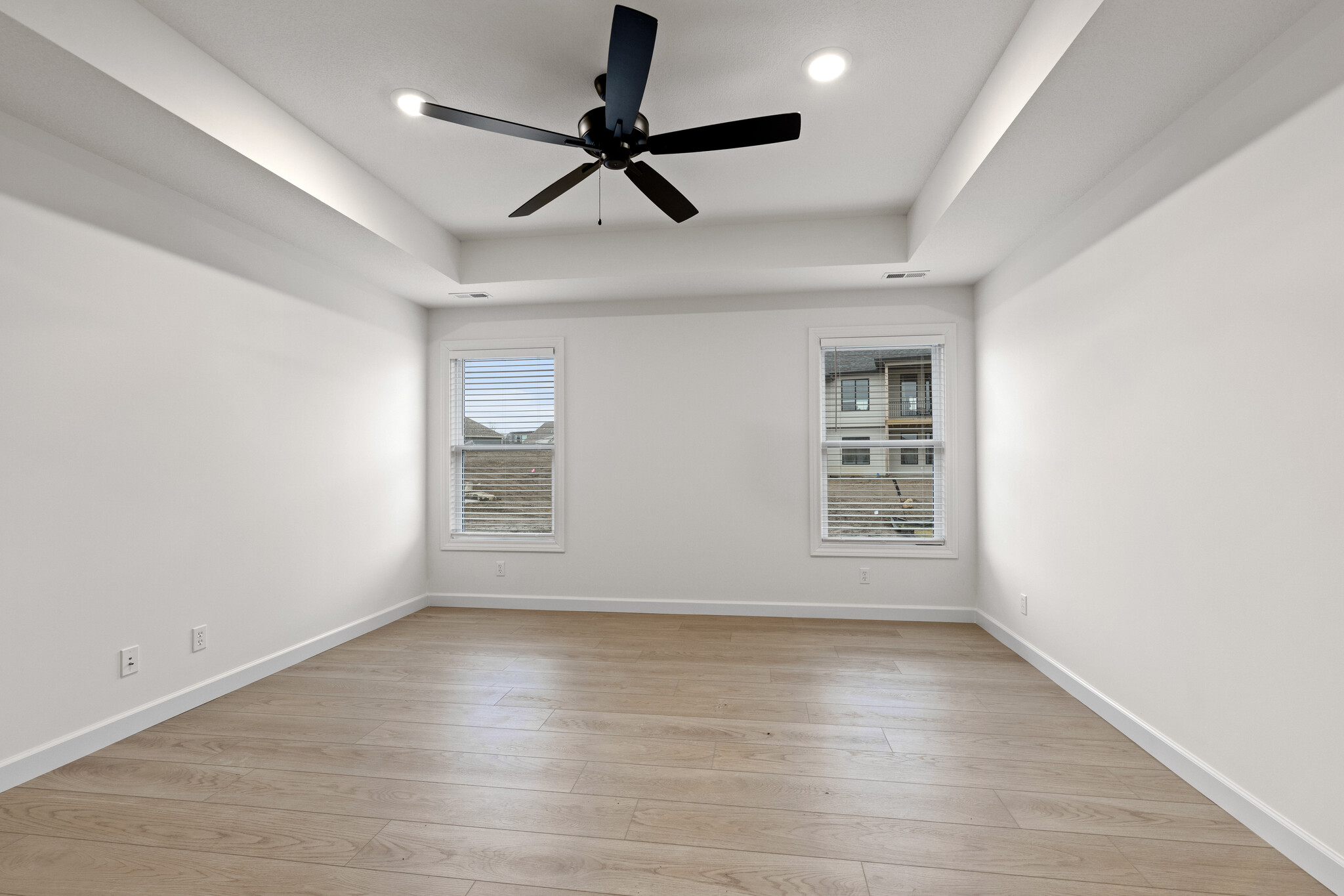 Master Bedroom - 4701 Stayton Ferry Loop