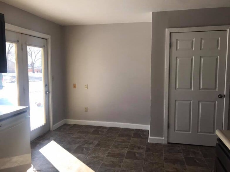 Building Photo - 317 S 300 E