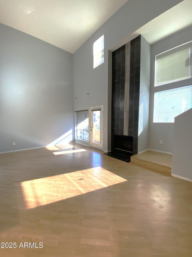 Building Photo - 101 N 7th St