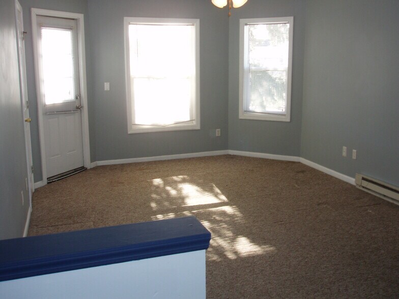 Living room - 759 Veto St NW