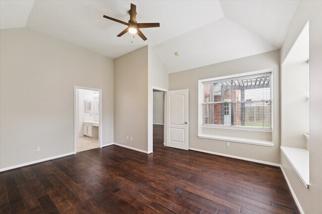 Building Photo - 9215 Colonyway Ct