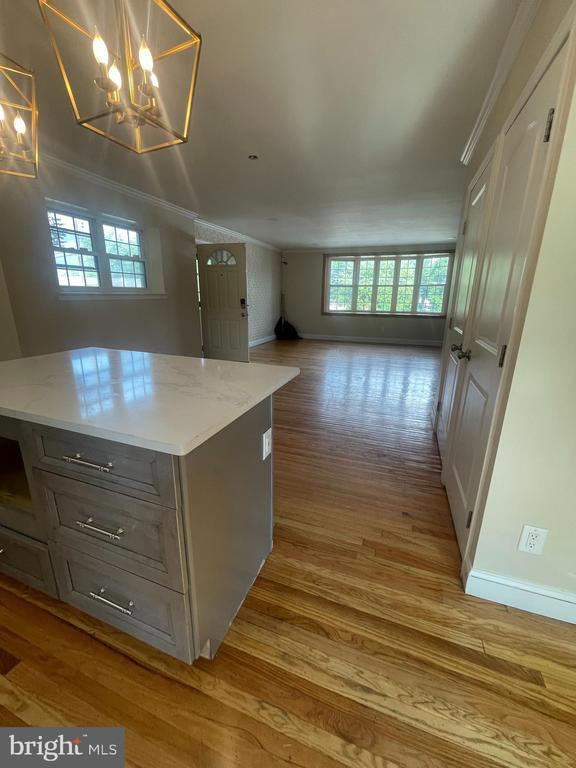 Building Photo - 3300 Kayford Cir