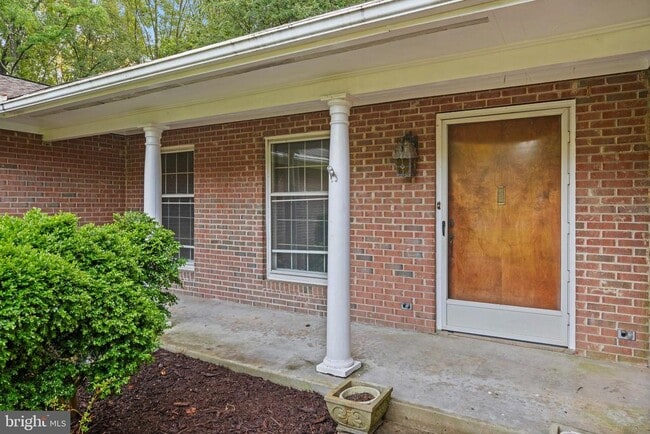 Building Photo - 7795 Penn Manor Ct