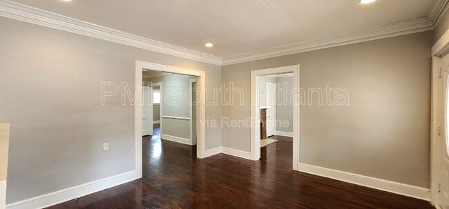 Building Photo - 3411 N Fulton Ave