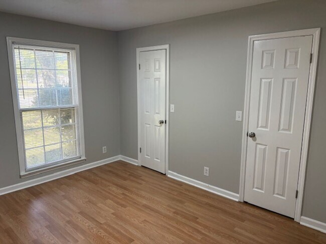Building Photo - Murfreesboro 2BR/2BA