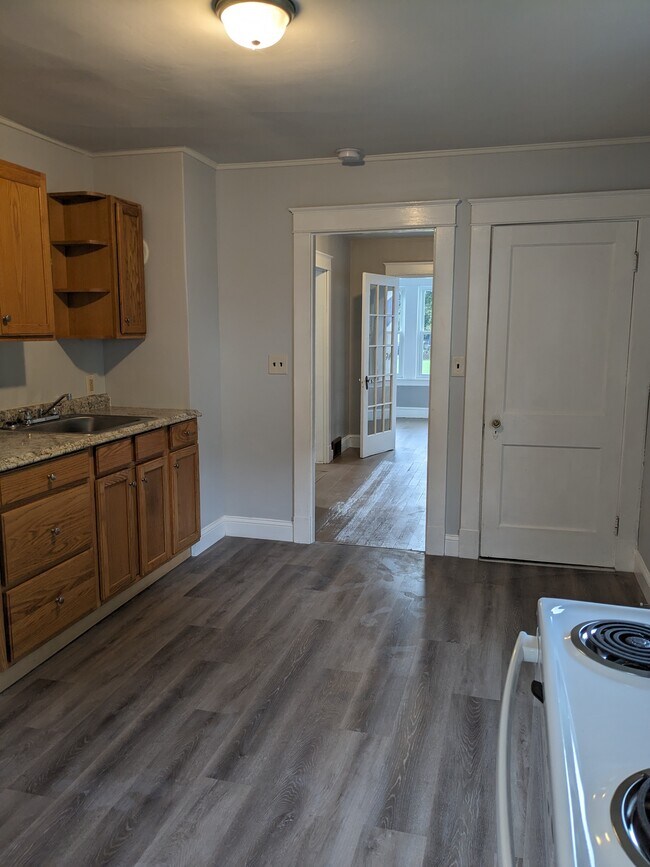 Kitchen - 13 Wheeler St