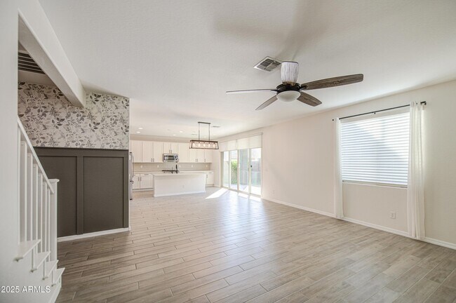 Building Photo - 9856 E Palladium Dr