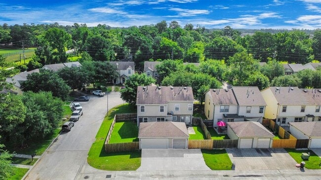 Building Photo - 23859 Pebworth Pl