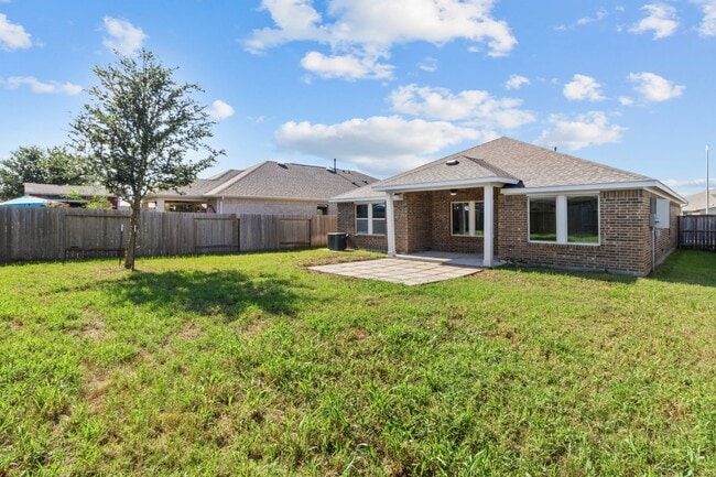 Building Photo - 2218 Levant Ln