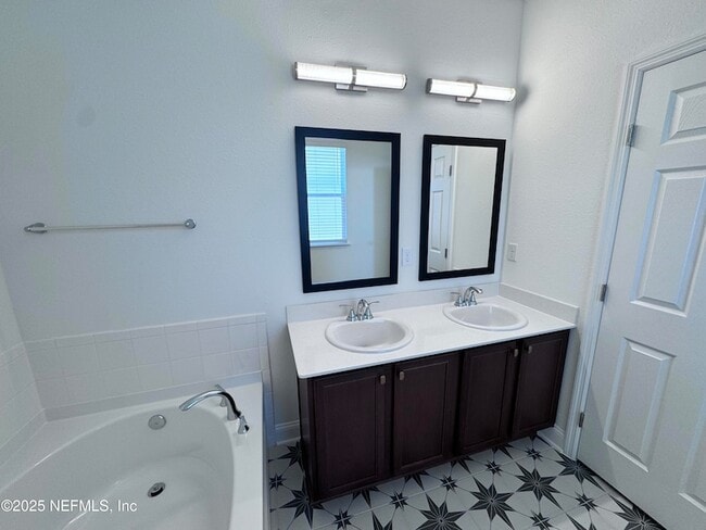 Building Photo - 11156 Spring Meadows Road Unit