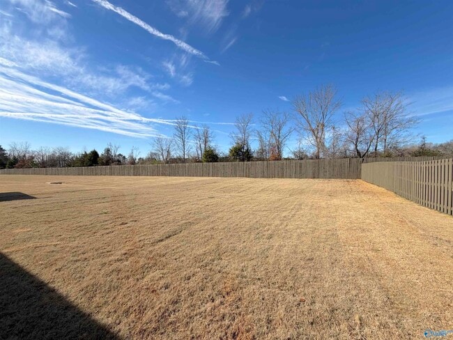 Building Photo - 14739 Mountain Strm Dr