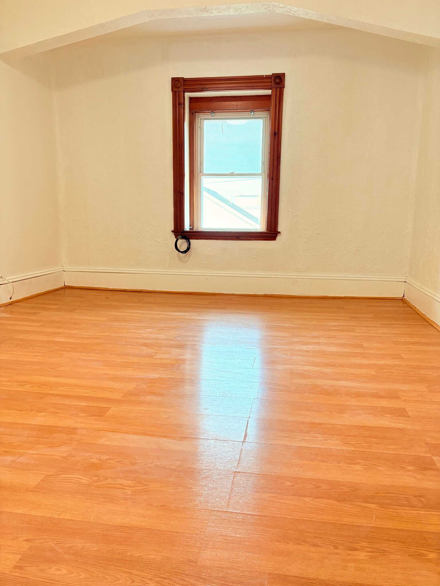 Living room - 31 Temple St